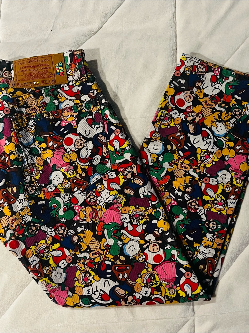 Levi’s x Super Mario Bros Nintendo 501 Premium Big E Denim Jeans Size 31 X 30